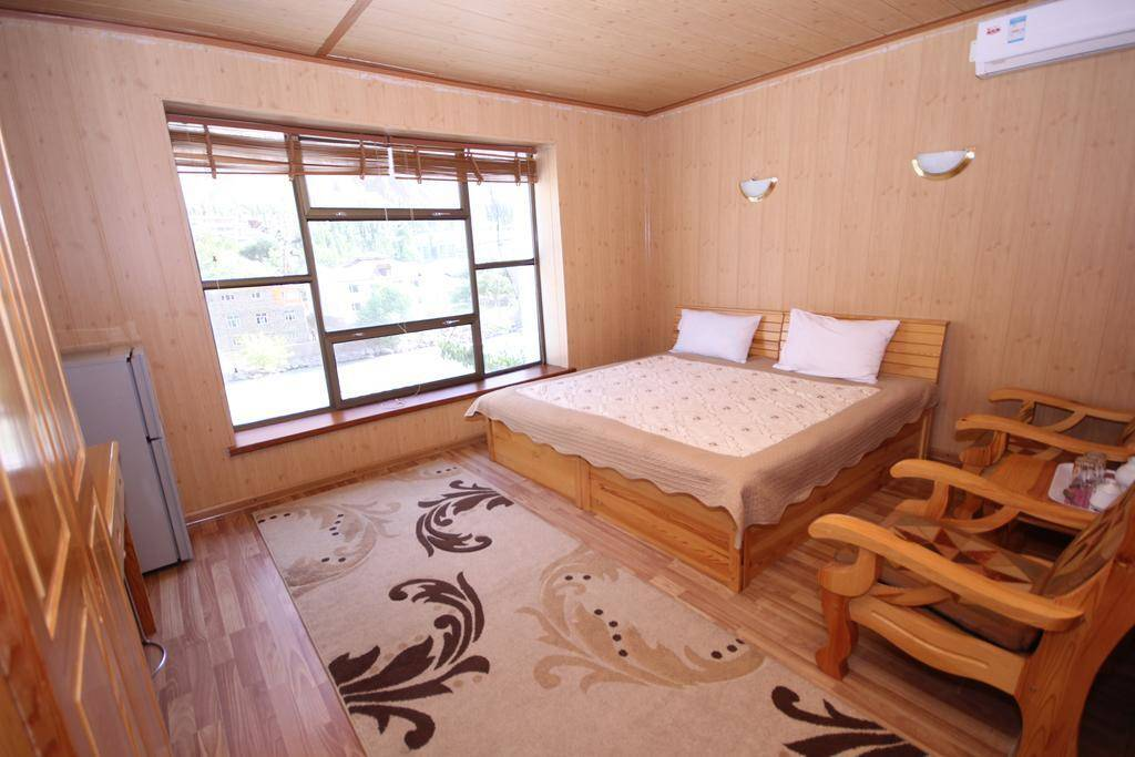 Kivikas Hotel, 塔吉克斯坦酒店