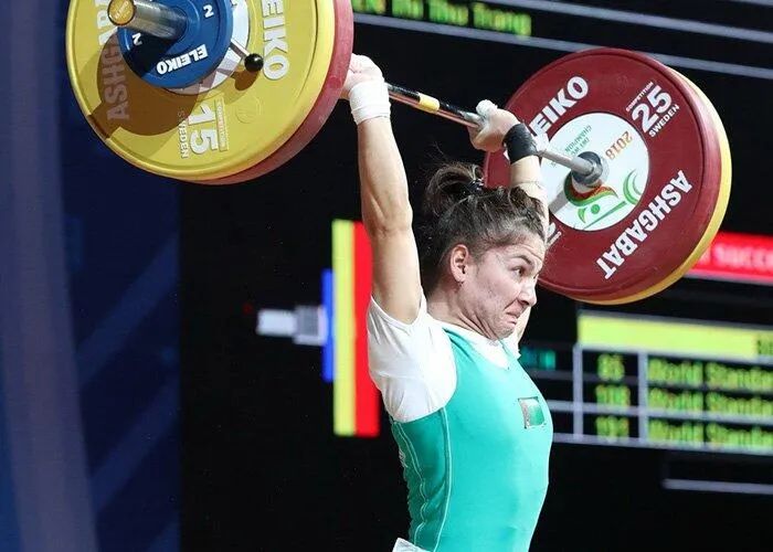 土庫曼斯坦舉重